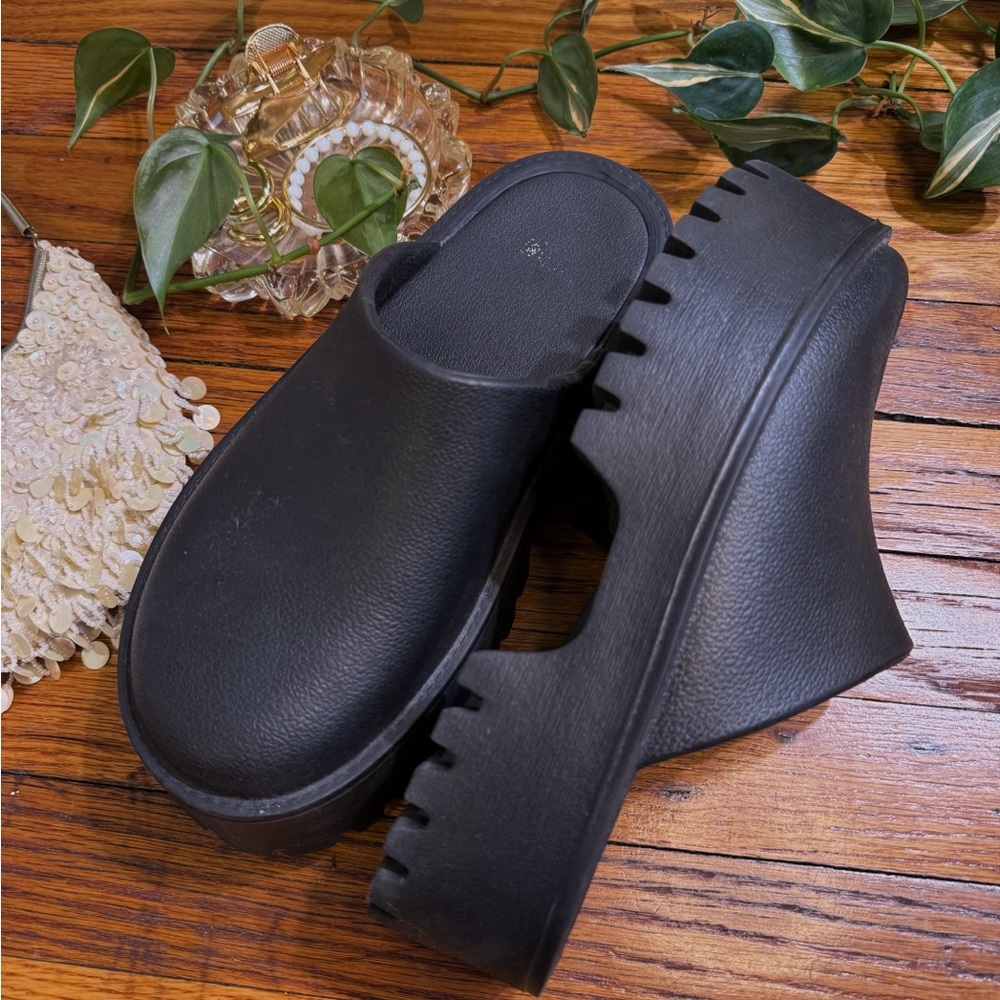 platform clog mules